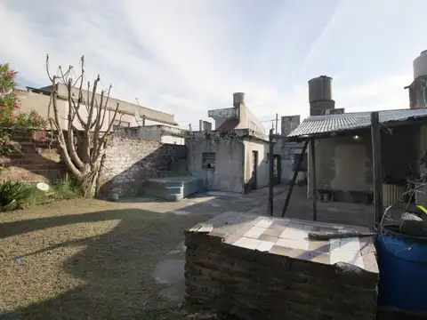 venta casa 4 amb a reciclar ( OP0RTUNIDAD)