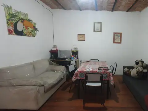 Depto Tipo Casa 3 ambientes con 1 baño