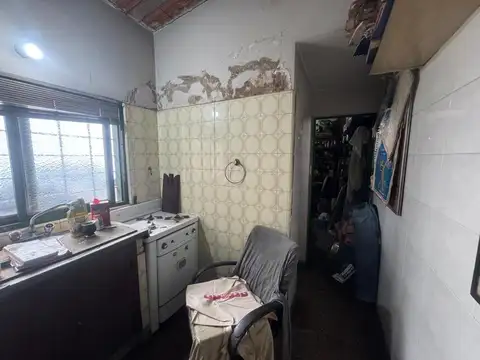 Palomar, galpón o taller