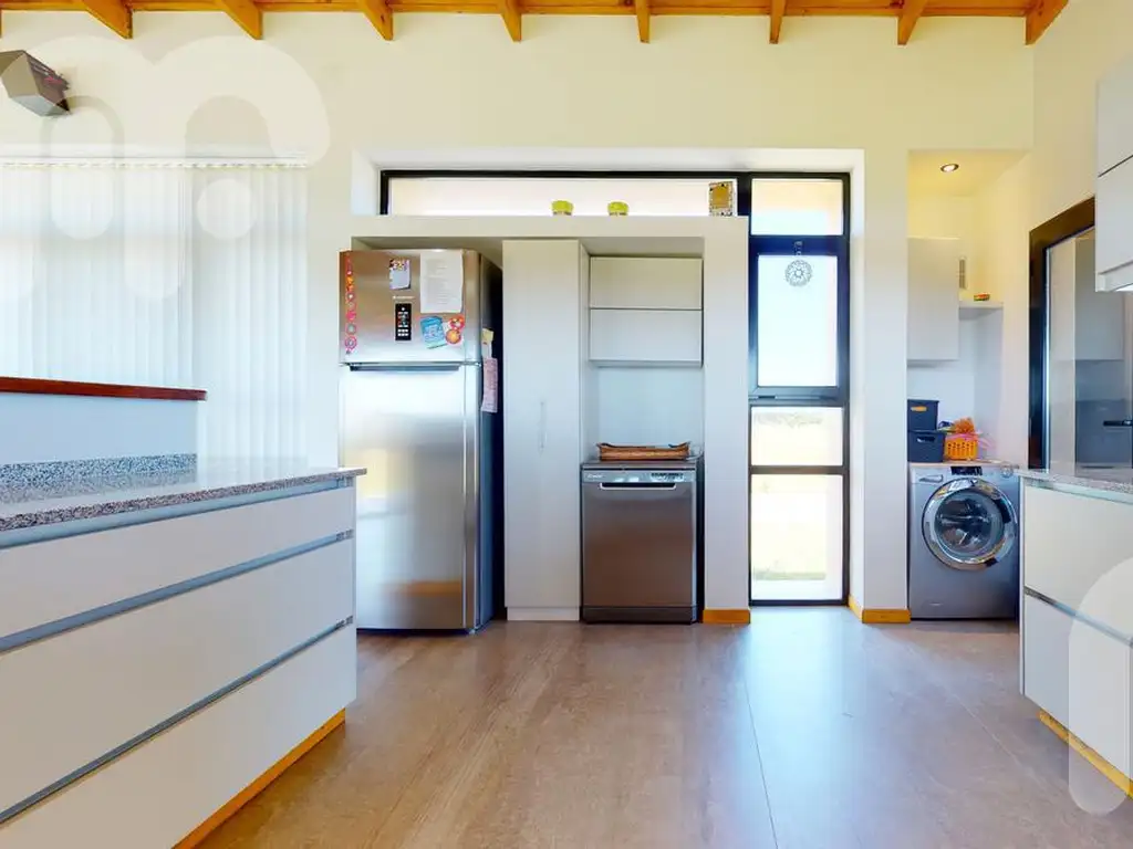 Casa - 128  m² Cubierta | 3 dormitorios | A Estrenar | 3 baños | 5 ambientes | 1.980  m² Terreno