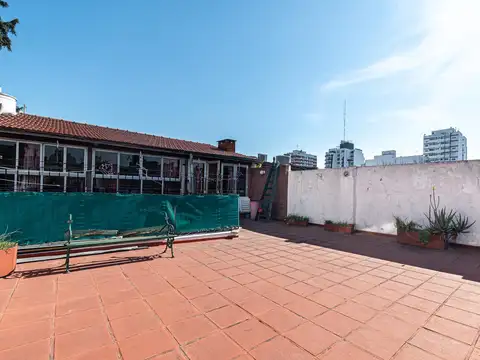 Depto Tipo Casa en Venta 52 años