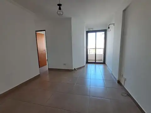 25 De Mayo 1600, Piso 4°