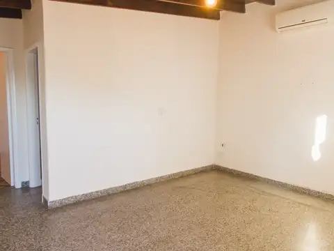 Casa en Alquiler en Punta Alta, $ 550.000