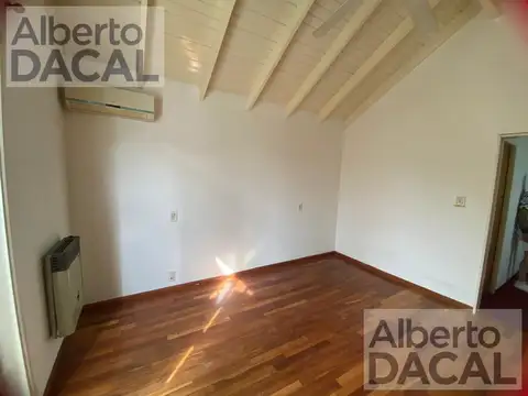 Casa en Venta en Ringuelet, USD 145.000