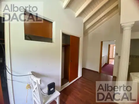 Casa en Venta en 518/18 Y 19 Ringuelet - Alberto Dacal Propiedades