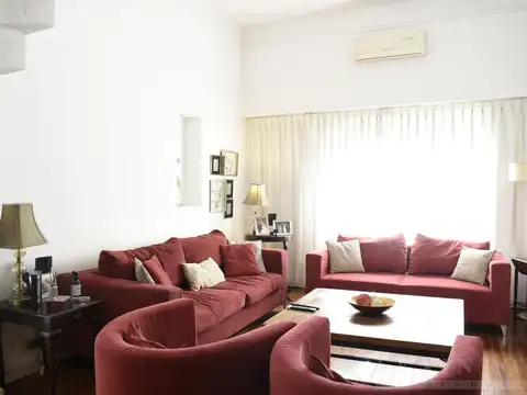 Casa en Venta en Coghlan, USD 600.000