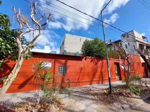 PH EN 2 PLANTAS - AMPLIO TERRENO