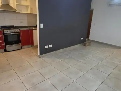 Departamento en Alquiler en Lomas de Zamora, $ 650.000