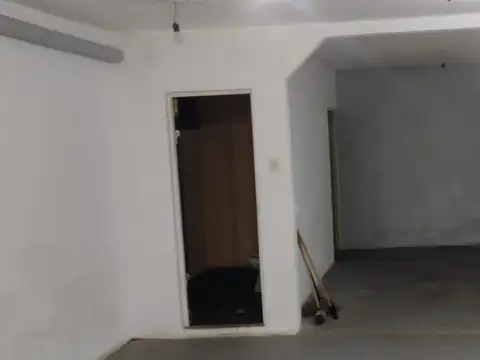 Local en Alquiler en Villa Mercedes, $ 400.000