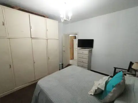 Casa 2 ambientes con 1 baño
