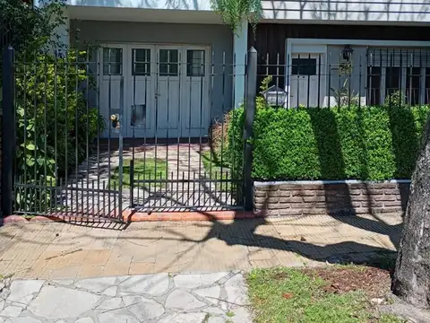 CASA EN VENTA EN HAEDO