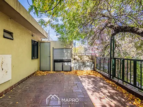 Depto Tipo Casa en Venta de 4 ambientes