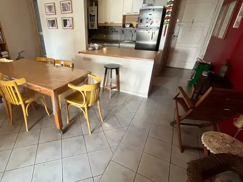 "EXCELENTE UBICACION" B. MITRE 3600. 4 AMB. C/BALCON AL CONTRAFRENTE (ORIENTACION NORTE)