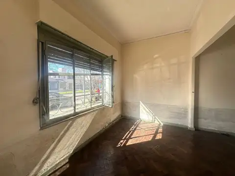 Avenida 7 entre 529 y 530 200