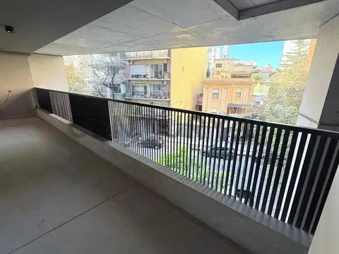 Lezica 4400, Piso 2