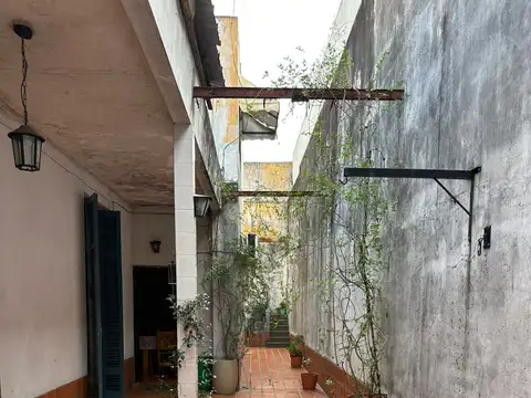 Casa en Venta en Liniers, USD 200.000