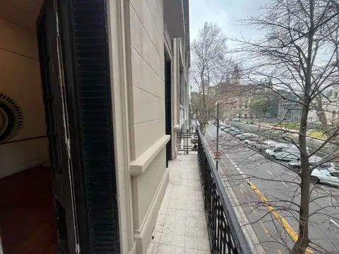 Departamento en Alquiler de 5 ambientes