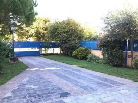 IMPECABLE CASA AMOBLADA