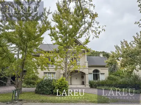 Casa en Venta en La Legua, USD 480.000