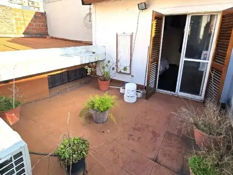 Artigas 1000 Flores PH 5amb U$175.000