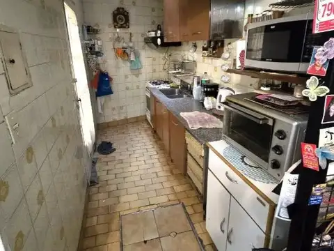 Depto Tipo Casa en Venta 50 años