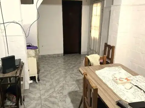 Depto Tipo Casa en Venta de 4 dormitorios