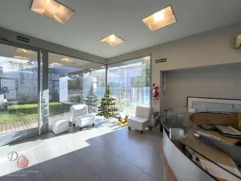 Oficina en Venta en Cerro De Las Rosas, USD 480.000