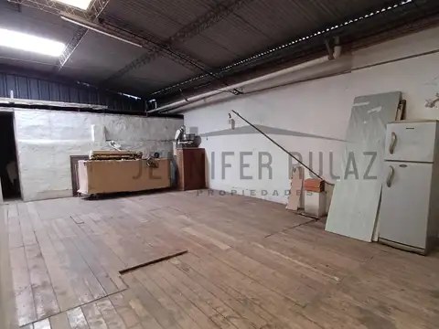 Galpon en Venta en Haedo, USD 168.000