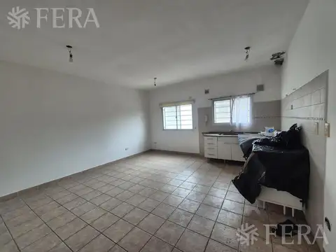 Venta PH 2 ambientes en Wilde