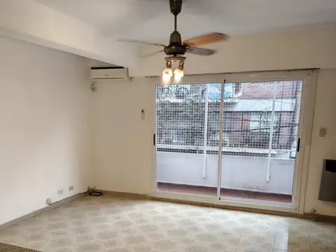 General José De San Martín 2200, Piso 1