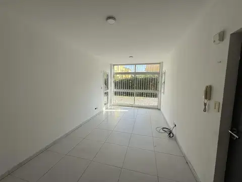 Departamento en Alquiler en Villa Morra I, $ 550.000