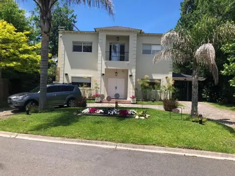 Casa en Venta de 4 dormitorios