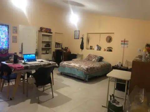 Casa en Alquiler Temporal con 1 cochera