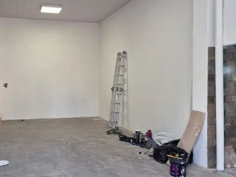 Local - Alquiler - Argentina, villa maipu - ROMA 1192