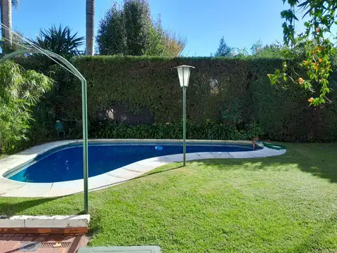 Casa en Venta en Martinez Vias / Libertador, USD 720.000