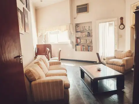 Casa en Venta en Parque Chacabuco, USD 235.000