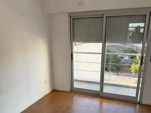 Urquiza 3800, Piso 4