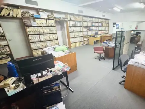 Oficina en Venta 102 años
