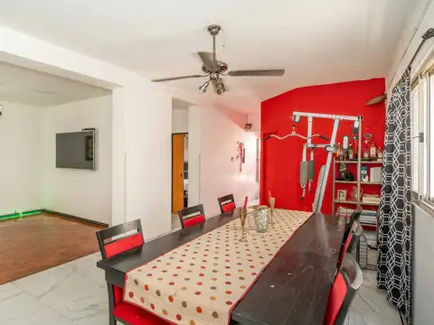 Casa en Venta en Liniers, USD 180.000