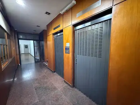 Oficina en Alquiler 66 años