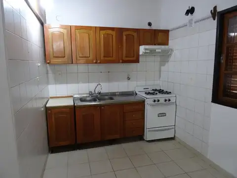 Depto Tipo Casa en Alquiler de 2 dormitorios
