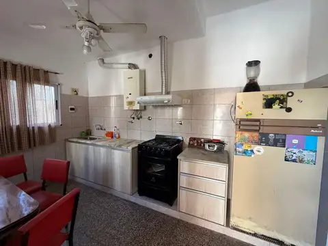 Venta de Casa 3 Ambientes en Caseros, Tres de Febrero