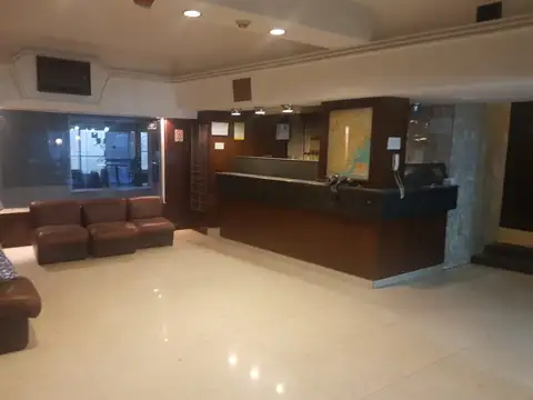 Ideal inversionista Argentino o extranjero , cadenas hoteleras, fondos de inversión, desarrolladores  .2 inmuebles venta en block . Hotel de 51 habitaciones con bar adelante + edificio co 16 departamentos , con bauletas + local de 48 m2 y sótano de 40 m2