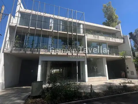 ALQUILER LOCAL - 114 m2 -  EN PARQUE LELOIR 