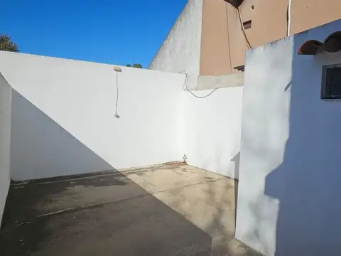 Depto Tipo Casa en Venta en Jose Marmol, USD 74.900