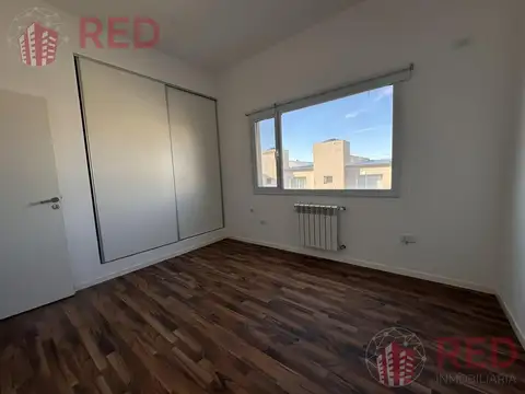 Depto Tipo Casa en Alquiler en Neuquén, $ 2.300.000