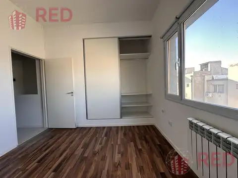 Depto Tipo Casa en Alquiler con 1 cocheras