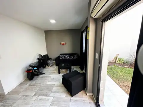 Depto Tipo Casa en Venta de 2 dormitorios