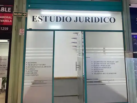 Local en Venta en Flores, CABA