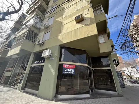 Local en Venta en Abasto, USD 230.000